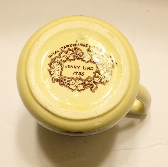 Royal Staffordshire Pottery Jenny Lind Creamer Made In England - Picture 6 of 8